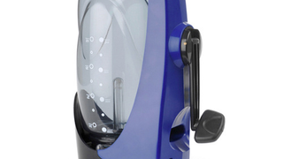 SteriPEN Sidewinder Purifier Blasts Dirty Water With UV Rays